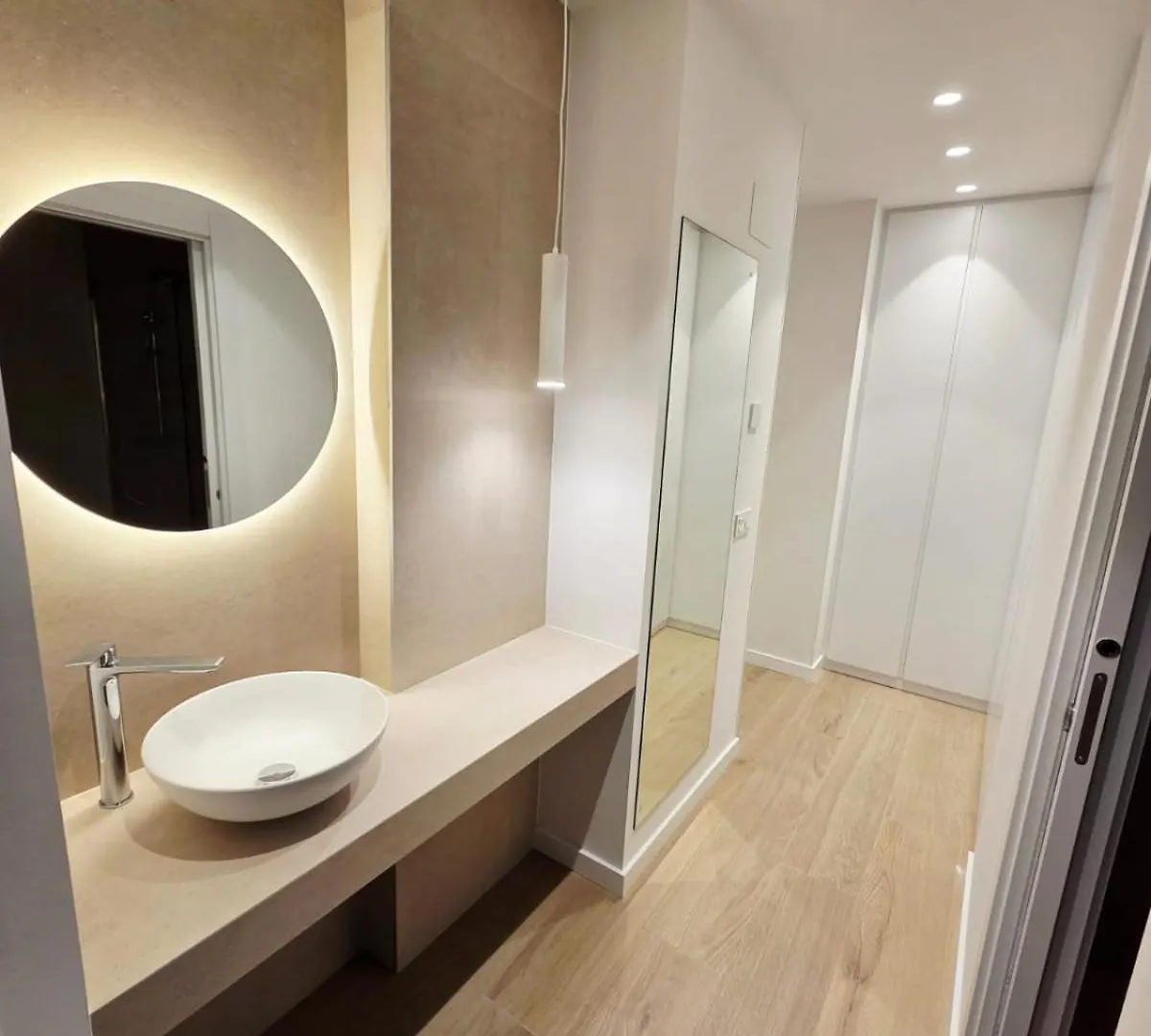 Yamaguchi Plaza By Clabao Apartment Pamplona