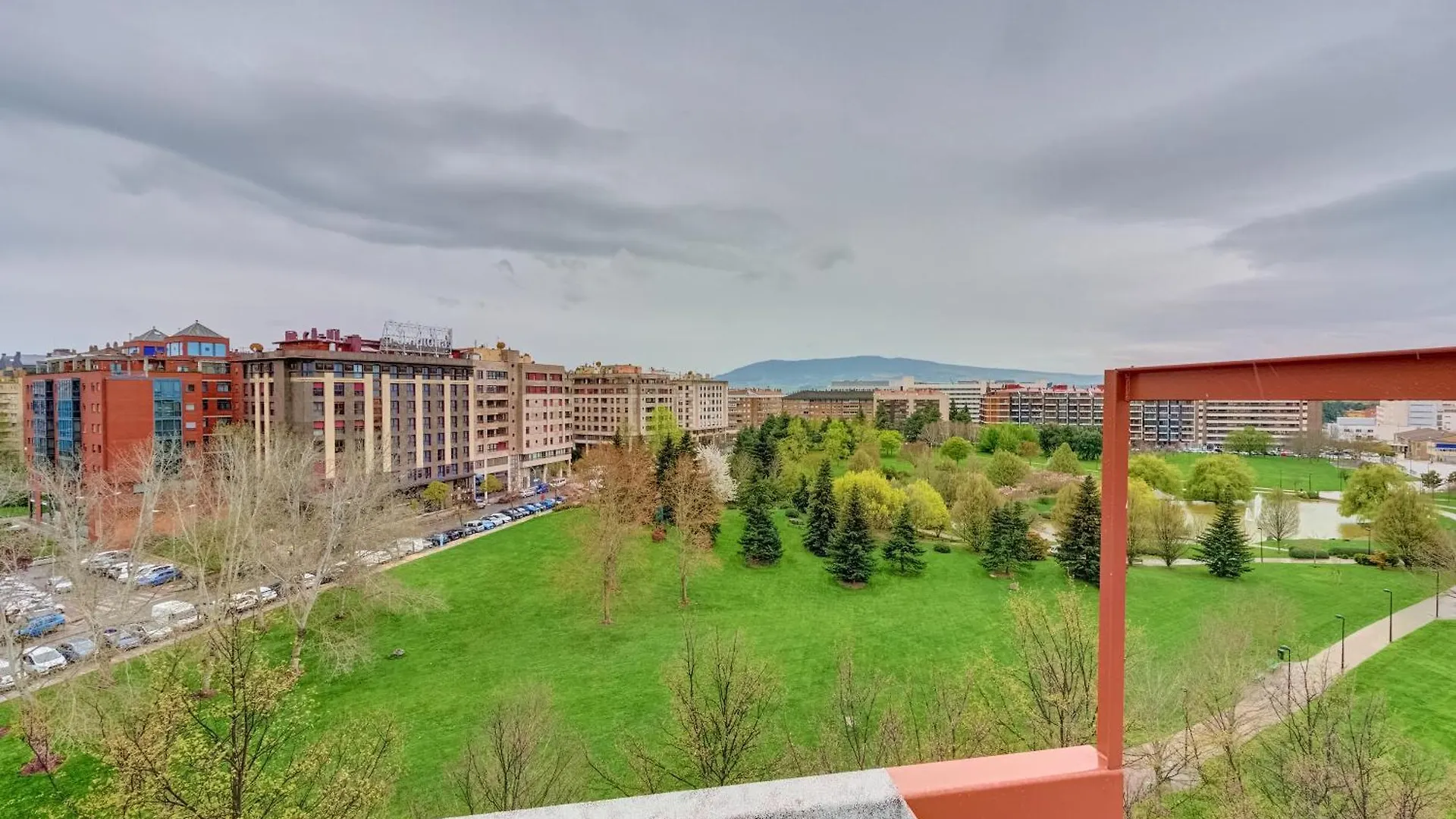 Yamaguchi Plaza By Clabao Apartment Pamplona Spain